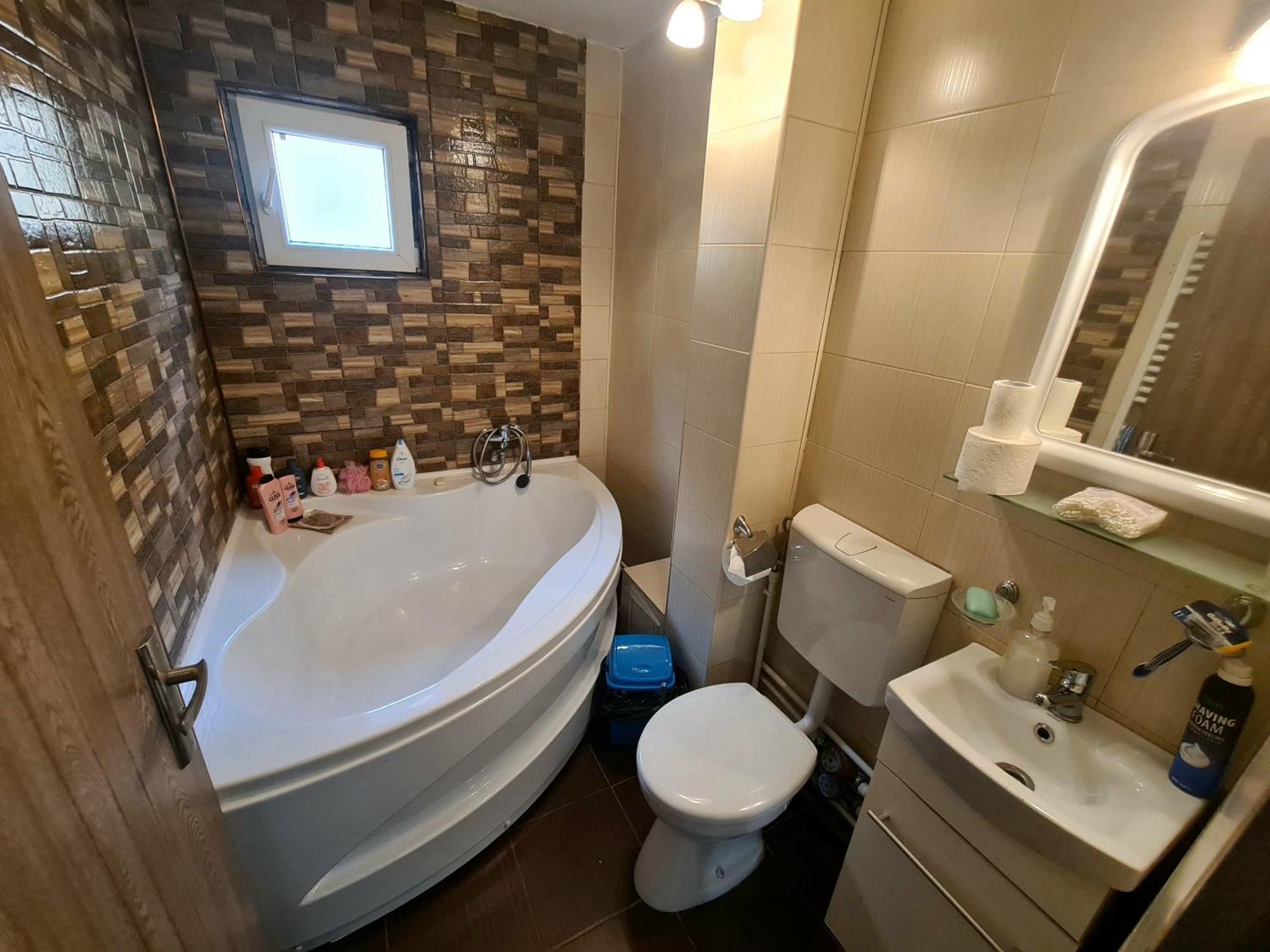 Apartament 2 Camere Etaj 4 Din 4 Craiova Extérieur photo